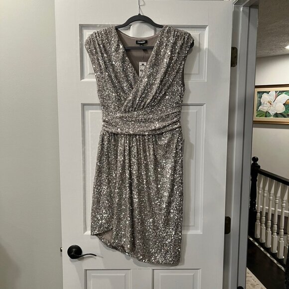 Express Sequin Draped V-Neck Cap Sleeve Mini Sheath Dress in Silver, Size Medium - Picture 3 of 9